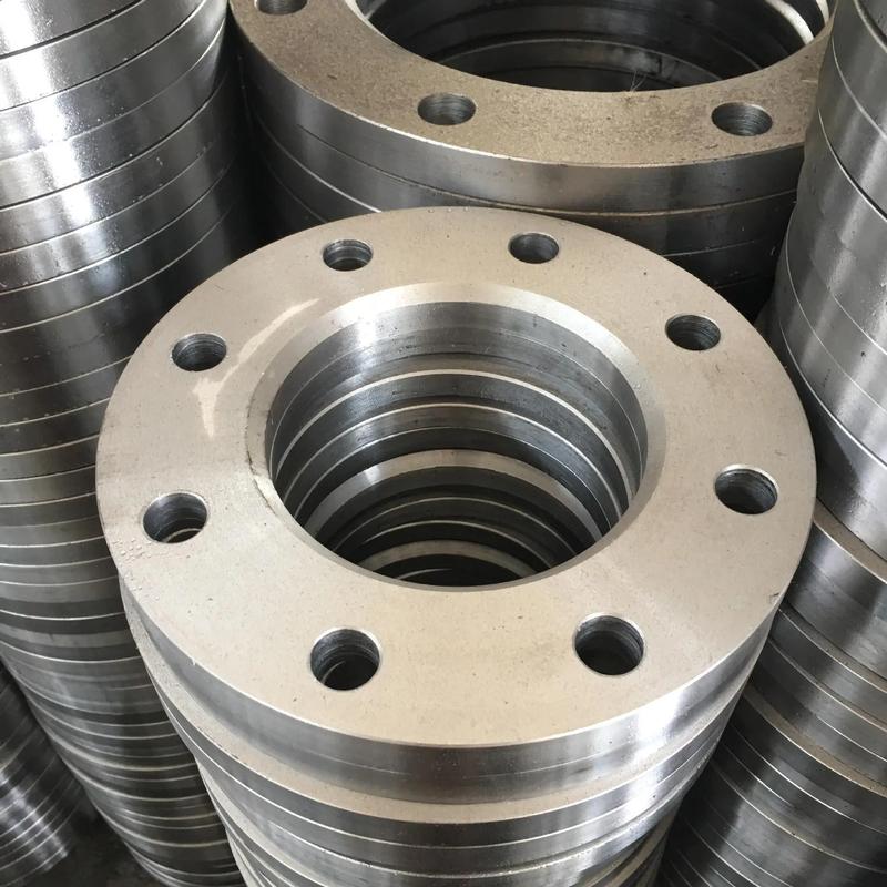 Relationship between flange size and pipe size