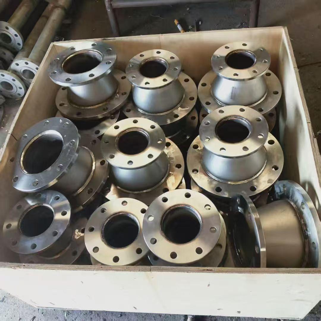 Function of pipe flanges